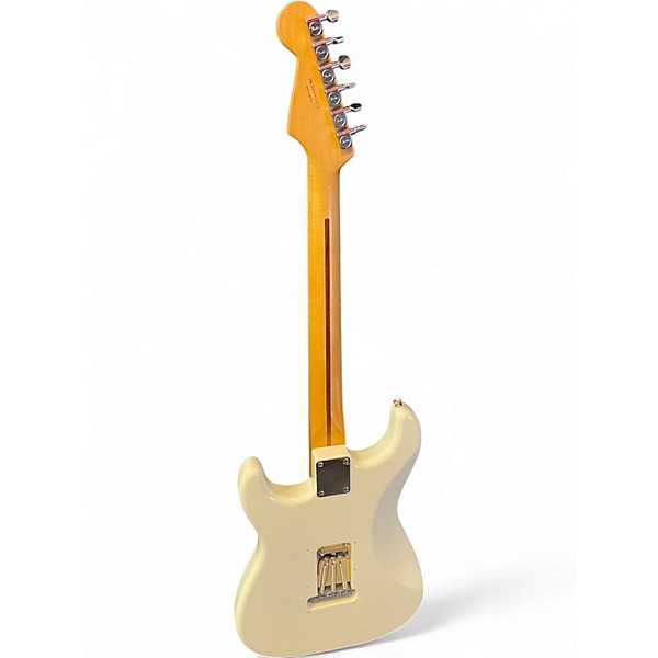 Used Fender Player II HSS Stratocaster White Solid Body Electric Guitar