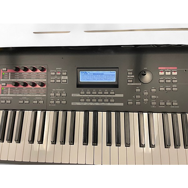 Used Yamaha MOXF8 88 Key Keyboard Workstation