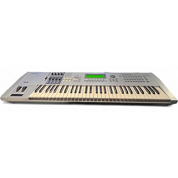 Used Yamaha Motif ES6 61 Key Keyboard Workstation