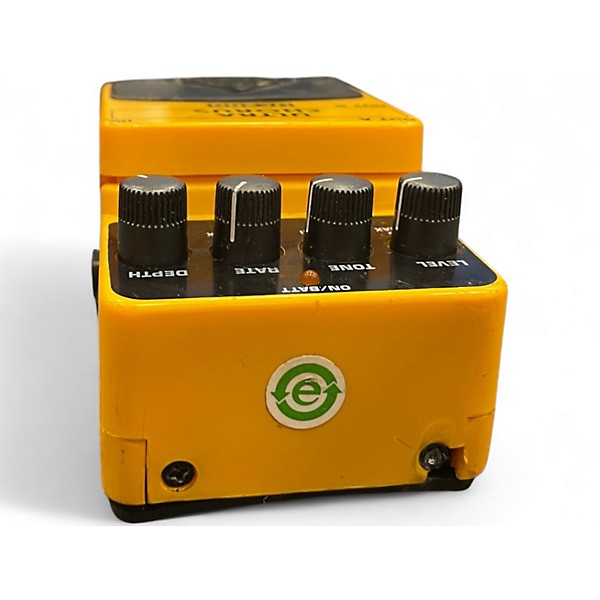 Used Behringer UC200 Stereo Chorus Effect Pedal