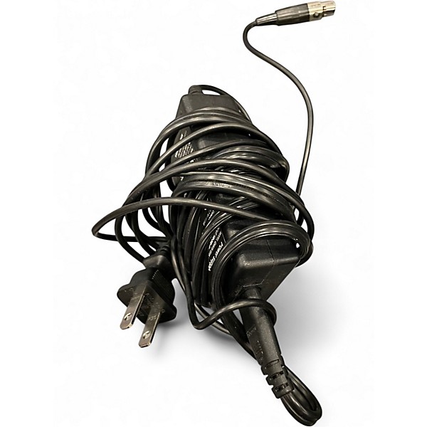 Used Harbinger LVL LV8 Powered Mixer