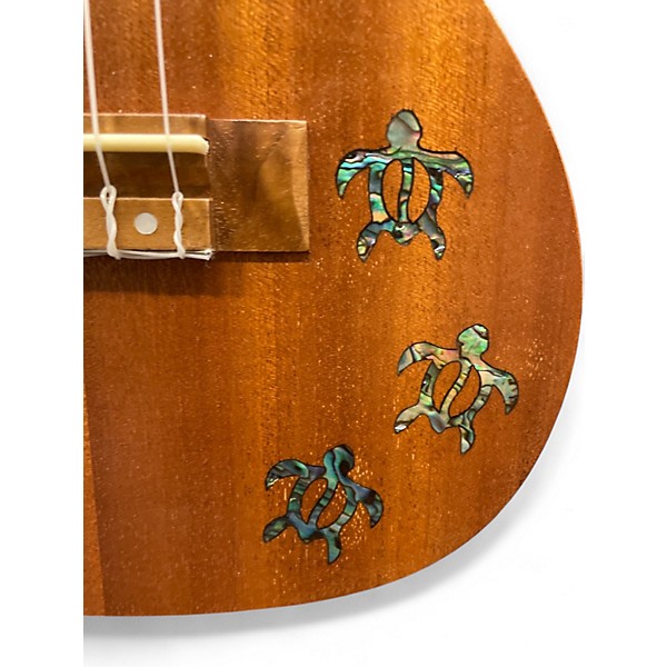 Used Maui Solid Ukelele with Turtle Inlay Natural Ukulele