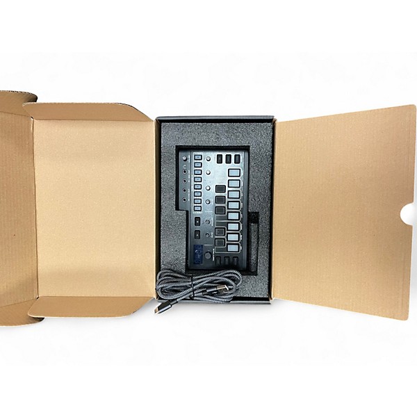 Used Roland J6 Chord Synth Synthesizer