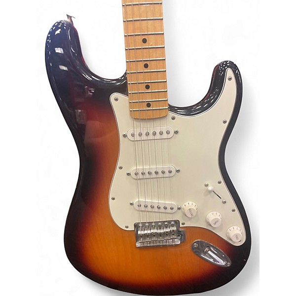 Used Fender Stratocaster 2 Color Sunburst Solid Body Electric Guitar