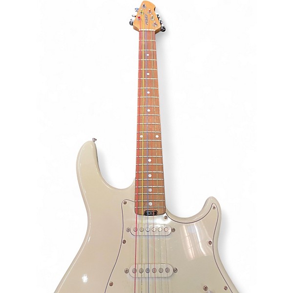 Used Peavey RAPTOR PLUS White Solid Body Electric Guitar