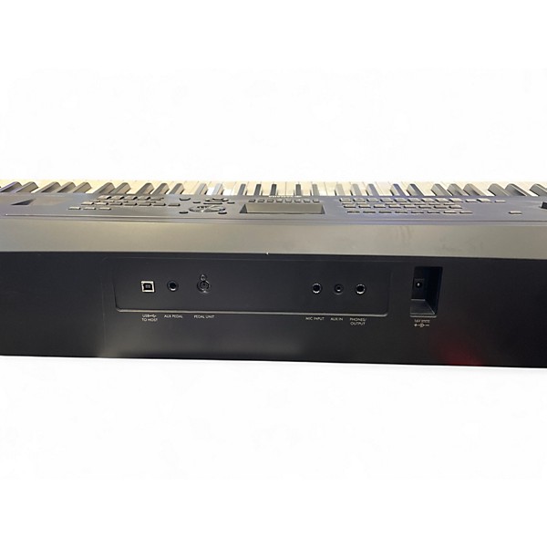 Used Yamaha DGX660B Portable Keyboard