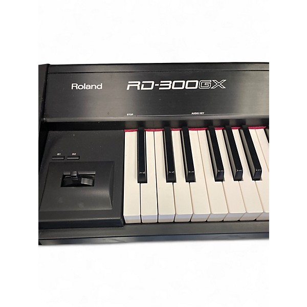 Used Roland RD300GX 88 Key Stage Piano