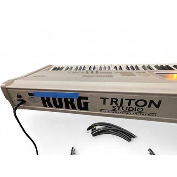 Used KORG Triton Studio 88 Key Keyboard Workstation