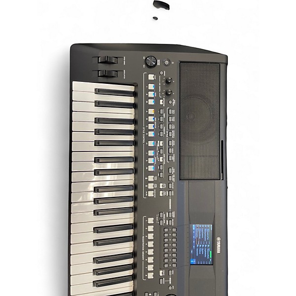Used 2021 Yamaha PSR-SX600 Arranger Keyboard