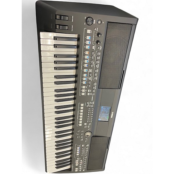 Used 2021 Yamaha PSR-SX600 Arranger Keyboard