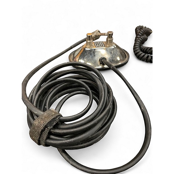 Used Fender 2 BUTTON VIB/REV FOOTSWITCH Pedal