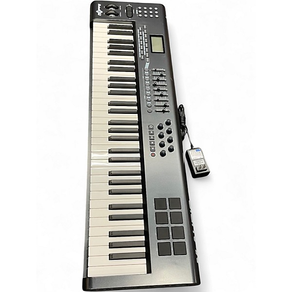 Used M-Audio Axiom 61 Key MIDI Controller