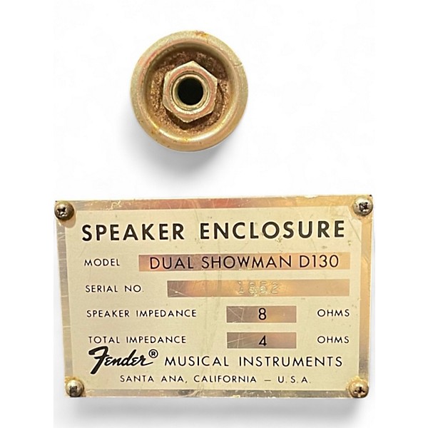 Used Fender SHOWMAN D130 Guitar Cabinet