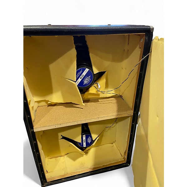 Used Fender SHOWMAN D130 Guitar Cabinet