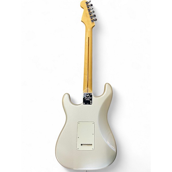 Used 2008 Fender American Standard Stratocaster Blizzard Pearl Solid Body Electric Guitar