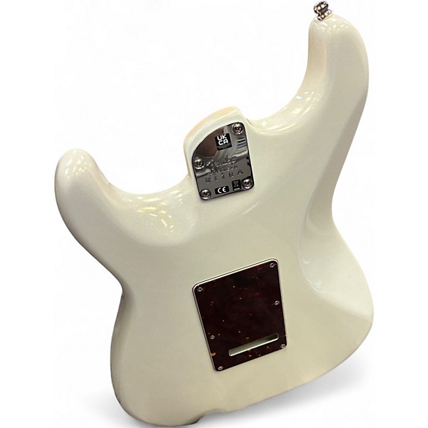 Used Fender American Ultra Stratocaster Alpine White Solid Body Electric Guitar
