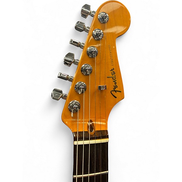 Used Fender American Ultra Stratocaster Alpine White Solid Body Electric Guitar