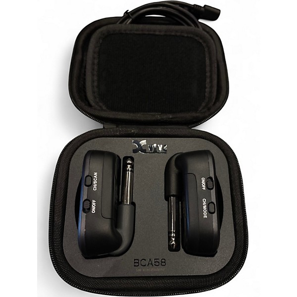 Used Xvive AC58 Instrument Wireless System