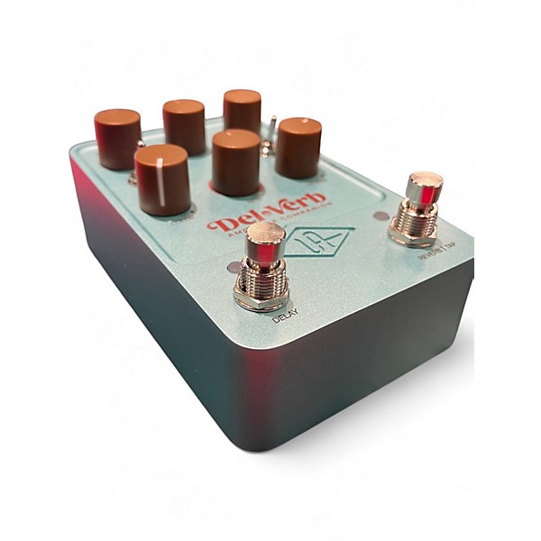 Used Universal Audio del verb Effect Pedal