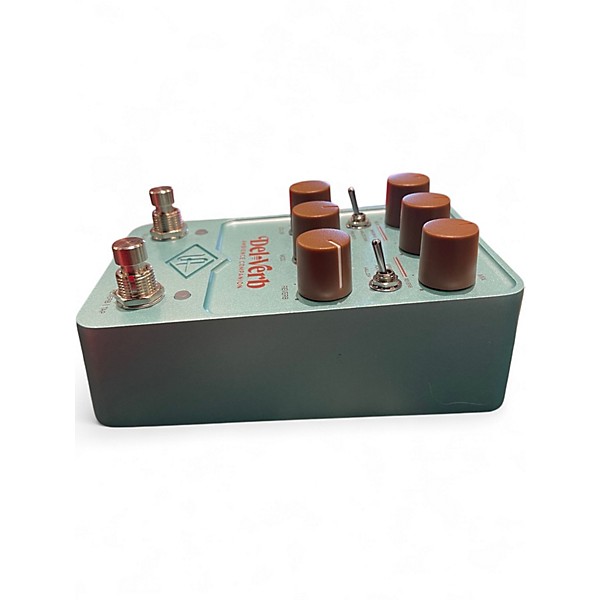 Used Universal Audio del verb Effect Pedal