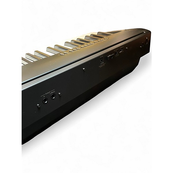 Used Roland FP-30X Arranger Keyboard