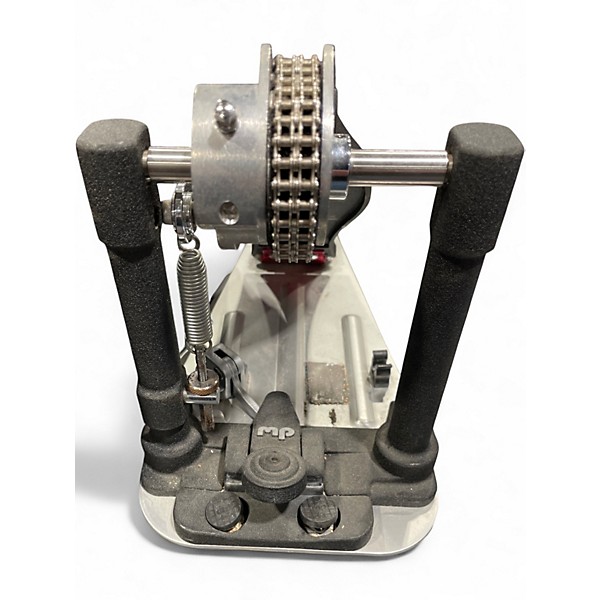 Used DW 9000 Series Single Single Bass Drum Pedal