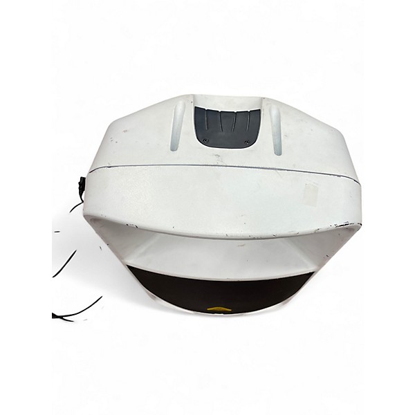 Used Behringer Eurolive B115D Powered Speaker