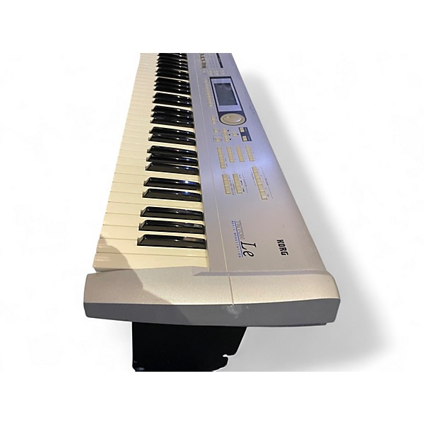 Used KORG Triton Le 76 Key Keyboard Workstation