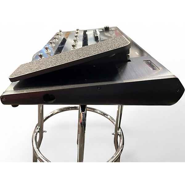 Used Line 6 HELIX FLOOR Effect Processor