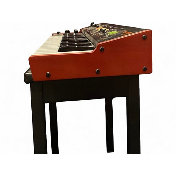 Used Behringer Vc340 Synthesizer