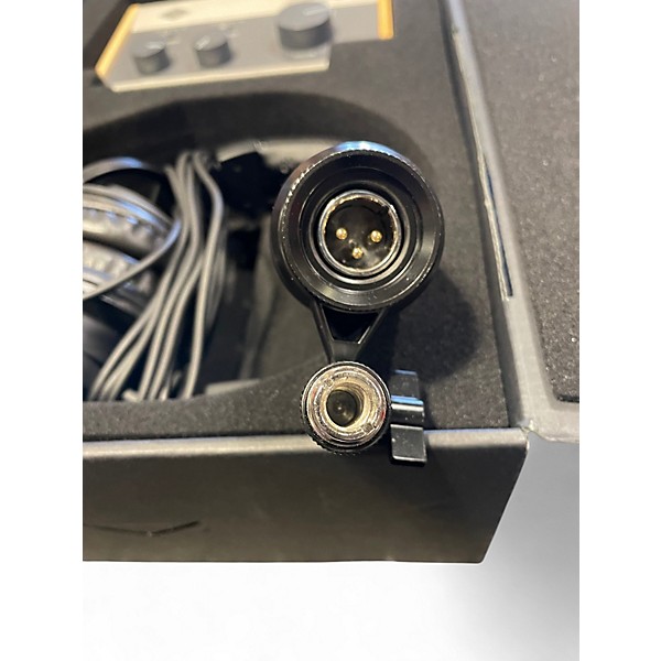 Used Universal Audio VOLT 2 STUDIO PACK