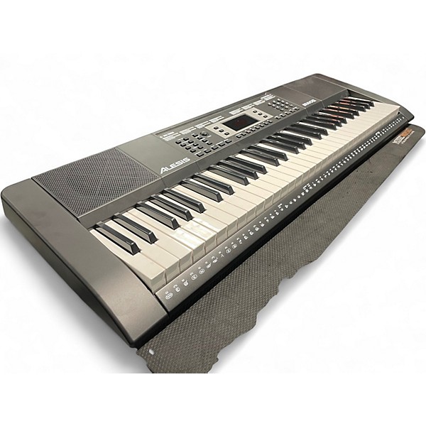 Used Alesis BRAVO61 Digital Piano