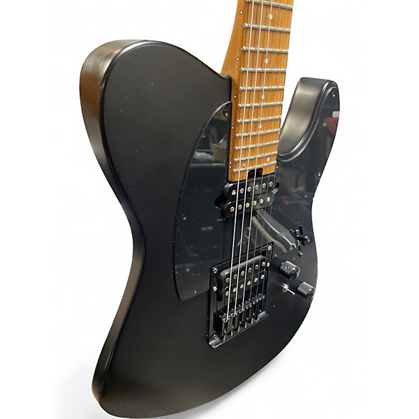 Used Charvel Pro Mod So-Cal Style 2  Black Solid Body Electric Guitar