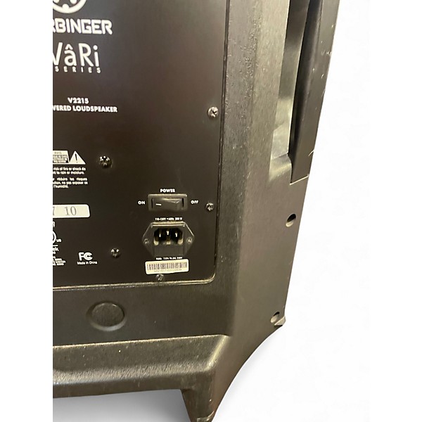 Used Harbinger V2215 Powered Speaker