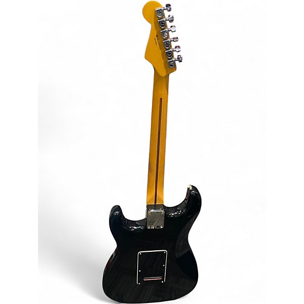 Used 2010 Fender Special edition standard Stratocaster  Black and White Solid Body Electric Guitar