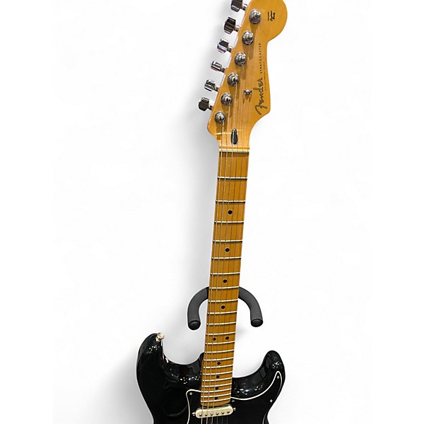 Used 2010 Fender Special edition standard Stratocaster  Black and White Solid Body Electric Guitar
