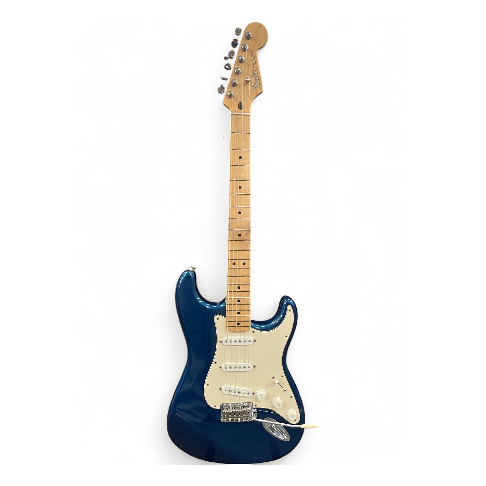 Used 2005 Fender Standard Stratocaster Lake Placid Blue Solid Body