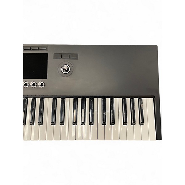 Used Native Instruments KONTROL S61 MKIII MIDI Controller