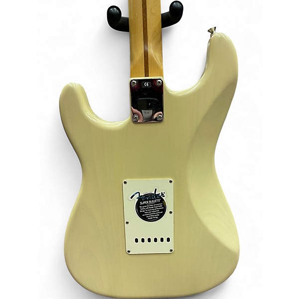 Used Fender Highway One Stratocaster Honey Blonde Solid Body Electric Guitar