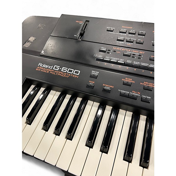 Used Roland G600 Arranger Keyboard