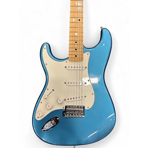 Used 2014 Fender Standard Stratocaster Left Handed Lake Placid Blue Electric Guitar