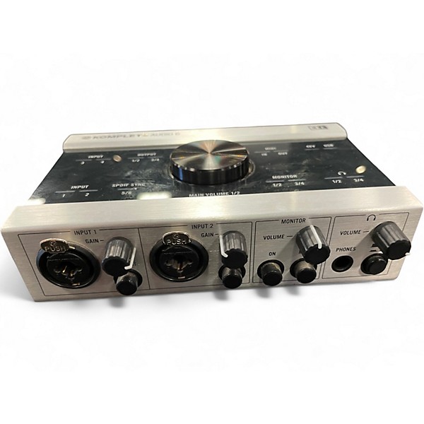 Used Native Instruments KOMPLETE AUDIO 6 Audio Interface