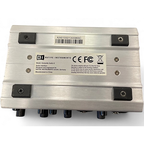 Used Native Instruments KOMPLETE AUDIO 6 Audio Interface