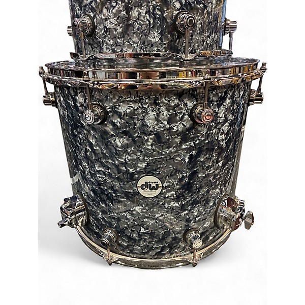 Used DW 4 Piece Design Series Silver Oyster Pearl Drum Kit