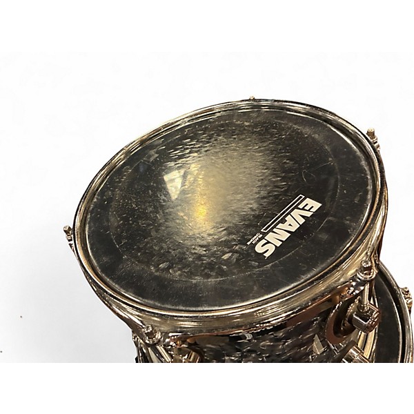 Used DW 4 Piece Design Series Silver Oyster Pearl Drum Kit