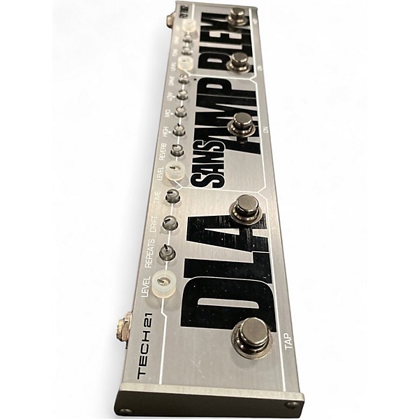 Used Tech 21 Fly Rig 5 SansAmp Effect Processor