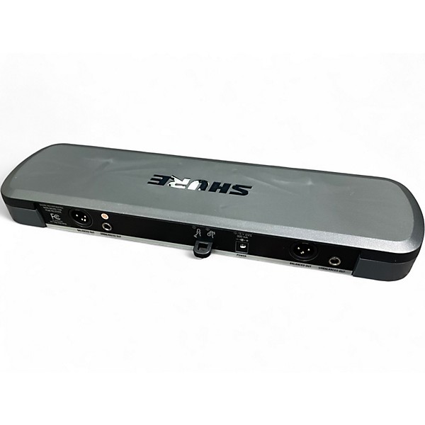 Used Shure PG88/PG58 2 Pack Handheld Wireless System