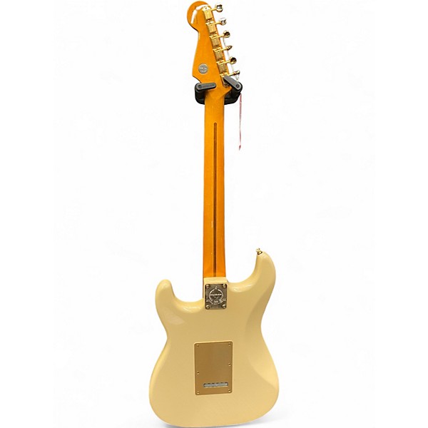 Used Fender 60th Anniversary Classic Player 1950s Stratocaster Cream Solid Body Electric Guitar