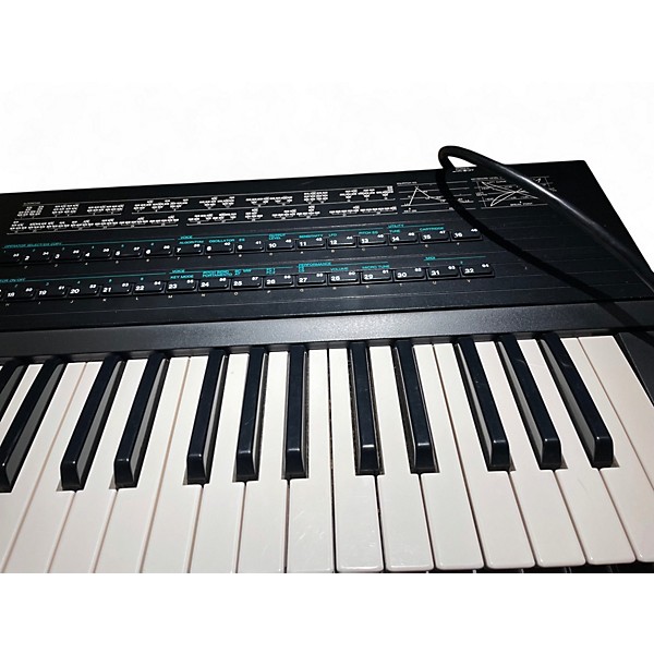Used Yamaha DX7S Synthesizer