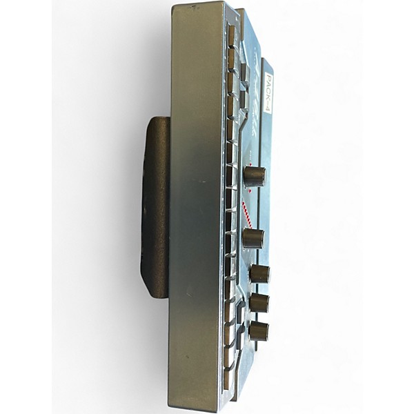 Used Aviom AV-16 II Unpowered Mixer